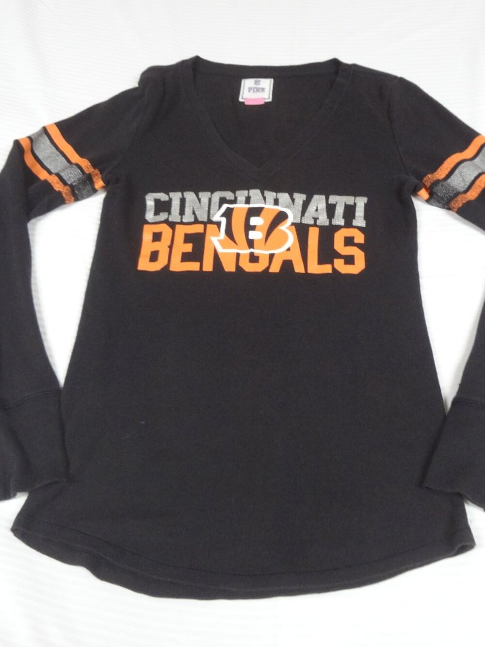 VINTAGE VICTORIAS SECRET PINK CINCINNATI BENGALS LARGE LONG SLEEVE SHIRT L977